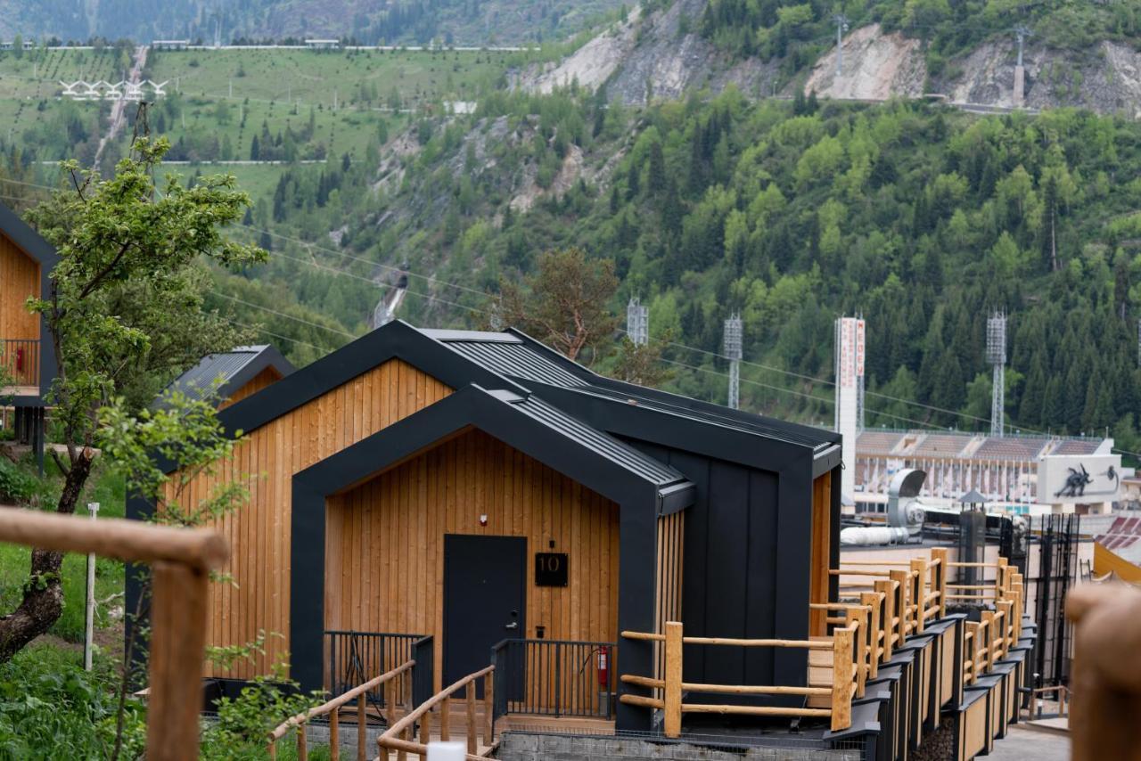 Qazaq Auyl Eco Hotel Alma-Ata Buitenkant foto