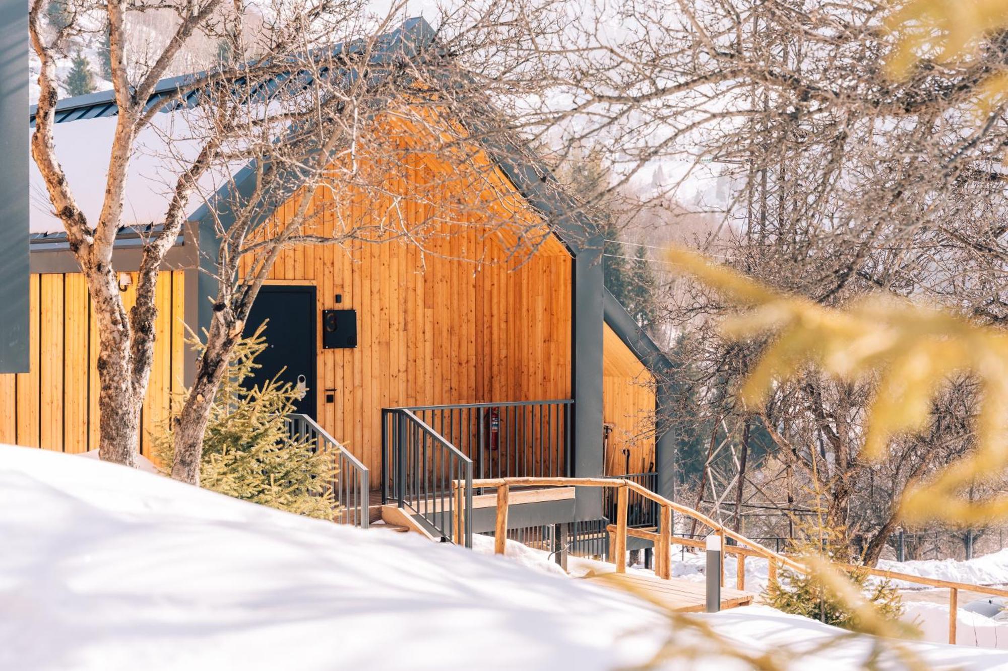 Qazaq Auyl Eco Hotel Alma-Ata Buitenkant foto