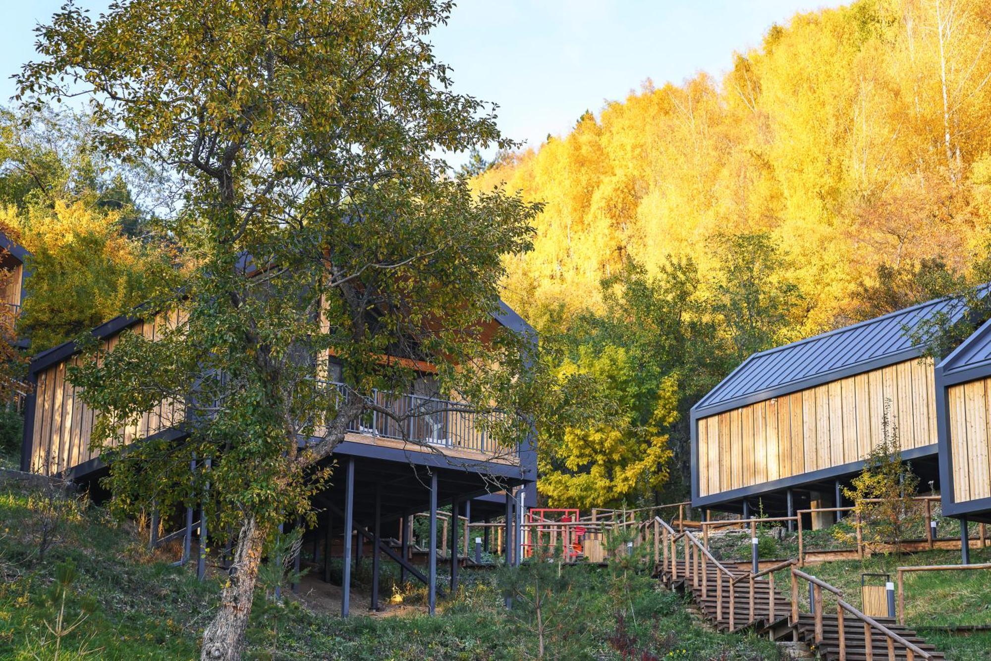 Qazaq Auyl Eco Hotel Alma-Ata Buitenkant foto