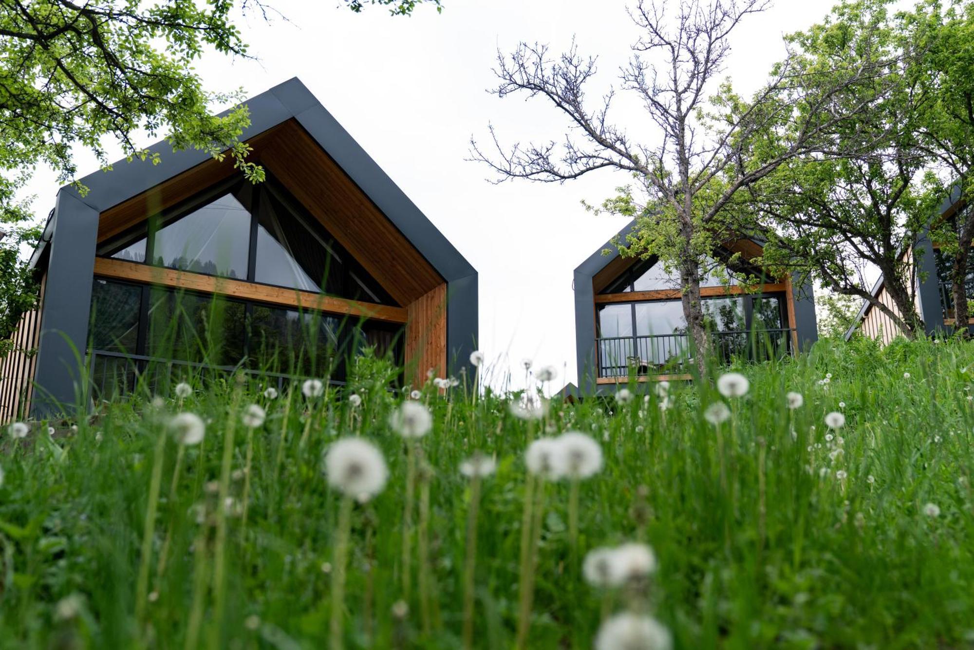 Qazaq Auyl Eco Hotel Alma-Ata Buitenkant foto
