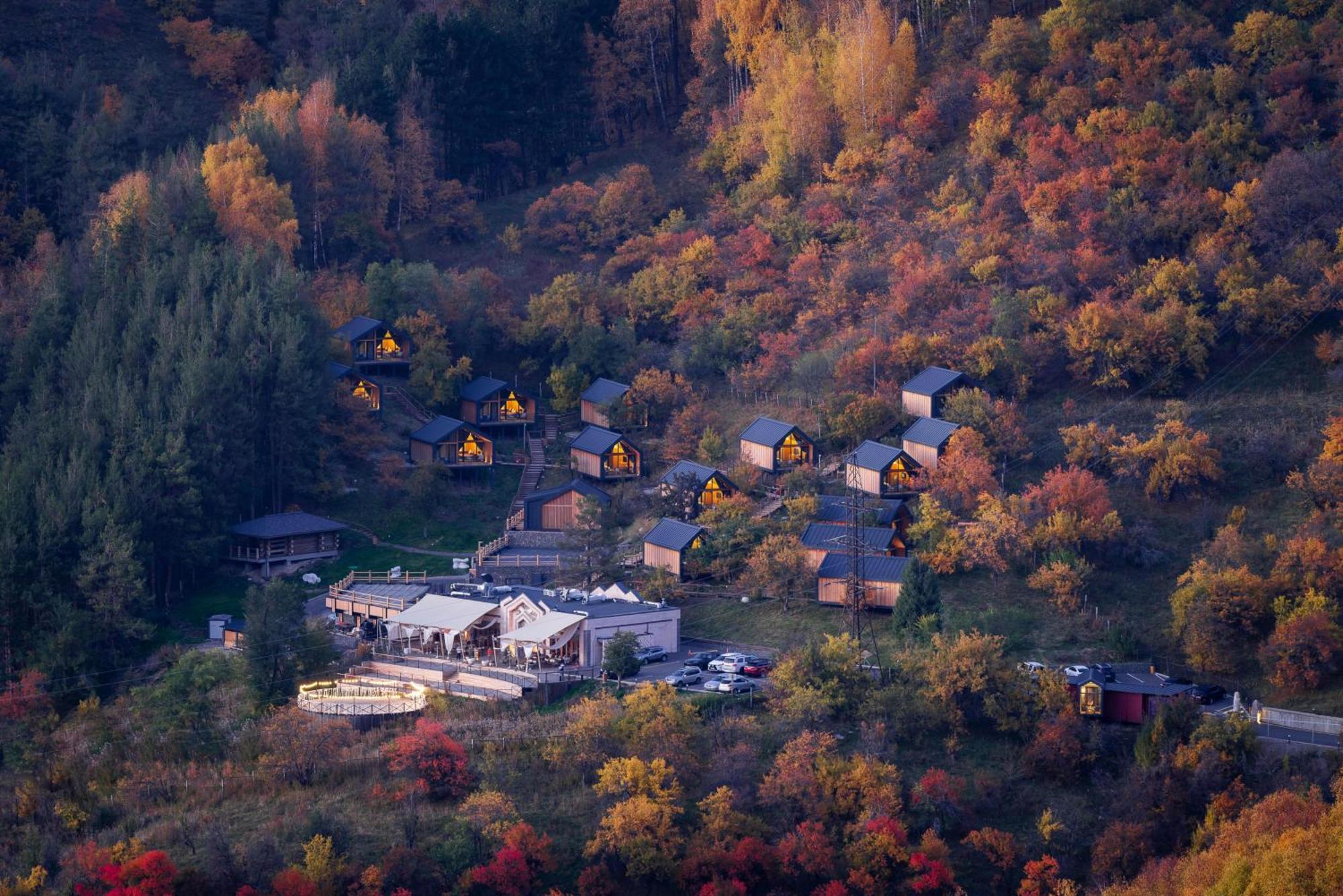 Qazaq Auyl Eco Hotel Alma-Ata Buitenkant foto